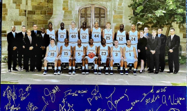 Michigan basketball 2006-07. Kirsten Green is fifth from right standing.
