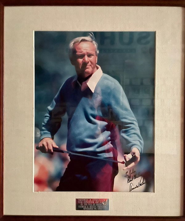 ARnold Plamer autographed photo at the CSHOF.
