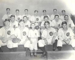 1939 Owensboro Oilers. John Newman is far left in bottom row. 1939 Owensboro Oilers. John Newman is far left in bottom row.