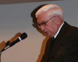 CSHOF 2010 Awards Banquet. Russ Diethrick - photo courtesy of Jim Riggs. February 15, 2010. CSHOF 2010 Awards Banquet. February 15, 2010.