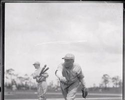 Howard Ehmke, spring-training, 1929. Howard Ehmke, spring-training, 1929.