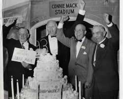 Howard Ehmke second from left, 1955. Photo courtesy of the Silver Creek Historical Center. Howard Ehmke second from left.
