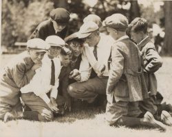 Howard Ehmke with children. Photo courtesy of the Silver Creek Historical Center. Howard Ehmke with children.