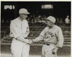 Howard Ehmke on left. Photo courtesy of the Silver Creek Historical Center. Howard Ehmke on left.