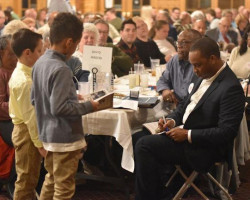 David Hinson sign autographs. David Hinson sign autographs.