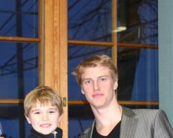 CSHOF 2011 Awards Banquet. Drew Keppel - fan and Tyler Myers. February 21, 2010. CSHOF 2011 Awards Banquet. February 21, 2010.