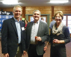 Steve Johnston with Jim and Sue Vincent. Steve-Johnston-Jim-and-Sue-Vincent