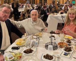 The Legend Group table, Jeff Buchholz, Roger and Meredith MacTavish The Legend Group table, Jeff Buchholz, Roger and Meredith MacTavish