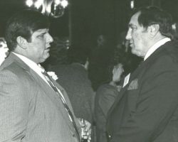Jim McCusker chats with Lou Groza at the 1982 CSHOF award banquet. Jim McCusker with Lou Groza