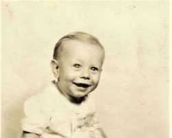 Dennis Meszaros, 1945. Dennis Meszaros, 1945.