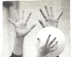 Hands Up. <em>Observer</em> (Dunkirk), October 25, 1991. Hands Up. October 25, 1991.