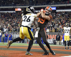 Stephen Carlson playing for Cleveland Browns scores his first NFL touchdown. Stephen Carlson playing for Cleveland Browns.