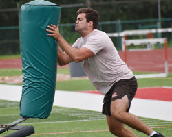 Stephen Carlson training. Stephen Carlson training.