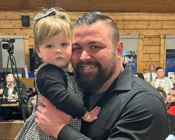 Nick Kahanic and daughter. Nick Kahanic and daughter.