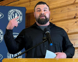 Nick Kahanic. Nick Kahanic.