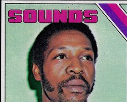 George Carter, 1975 Topps trading card. George Carter, 1975 Topps trading card.