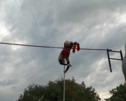 Jenn Suhr. Jenn Suhr.