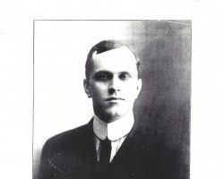 Hugh Bedient advertising card Mason_News_Co