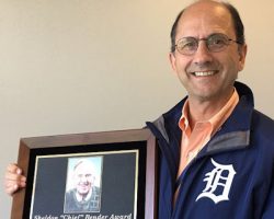 Dan Lunetta received the "Chief Bender Award" in 2016. Dan Lunetta received the "Chief Bender Award" in 2016.