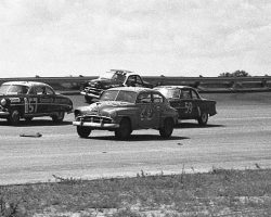 Lloyd Moore #59 - September 1952 at Darlington. Lloyd Moore #59 - September 1952 at Darlington.