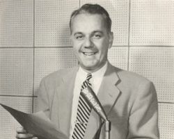 Pete's father, Ralph Hubbell, a 1991 inductee into the
Greater Buffalo Sports Hall of Fame. Pete's father, Ralph Hubbell, a 1991 inductee into the Greater Buffalo Sports Hall of Fame.