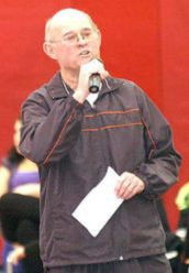 Former Southwestern wrestling coach Walt Thurnau amassed 297 victories in a career that spanned more than 30 years.