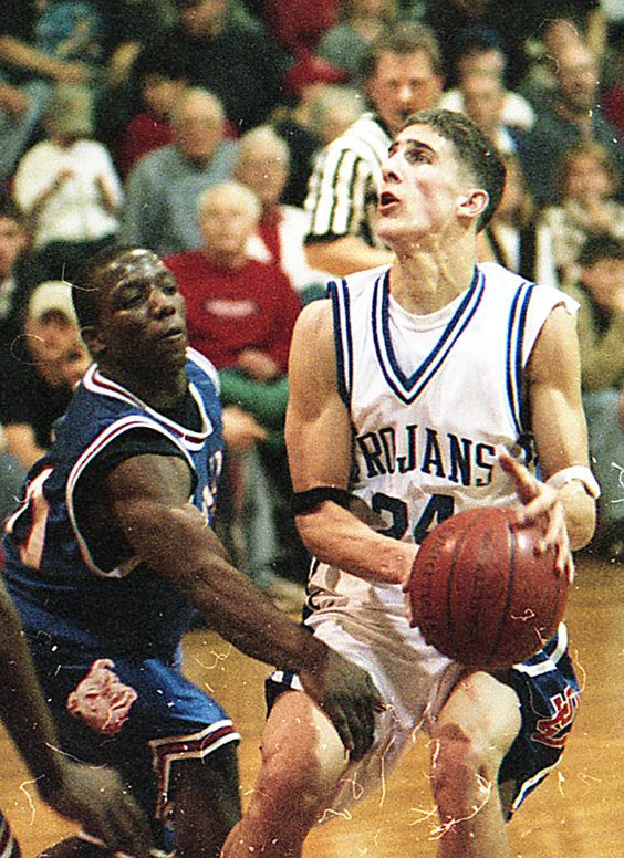 Nick Sirianni was also a fine basketball player in high school.