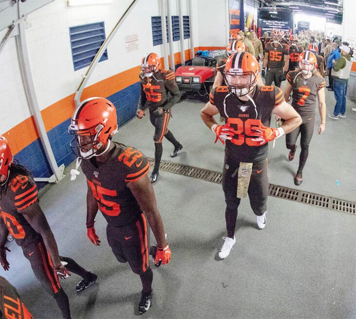 Cleveland Browns tight end Stephen Carlson.