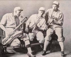 Howard Ehmke and Mickey Cochrane of the Philadelphia Athletics join former teammate Alex Metzler.
