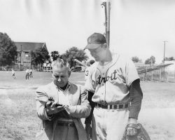 Hyde with Schoolboy Rowe