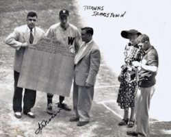 Irv Noren was honored in Cleveland during a 1951
game by fans from the Jamestown, NY area. Irv Noren 1951.