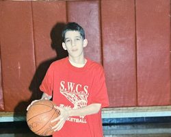 Nick Sirianni in middle school basketball.