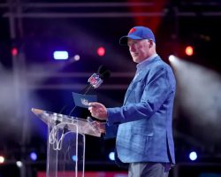 Shane Conlan announces a Buffalo Bills’ selection at the 2026 NFL Draft.
