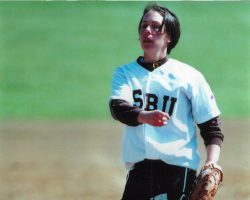 Brianne Prince Hazelton pitching for St. Bonaventure University.