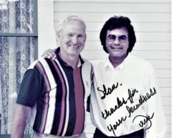 Johnny Mathis, entertainer, with Stan Marshaus. Johnny Mathis, entertainer, with Stan Marshaus.