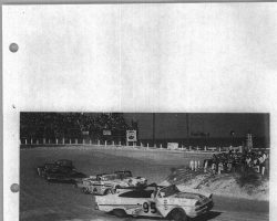 19586
