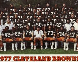 1977 Cleveland Browns. Dave Graf is in center of fourth row (in circle). 1977 Cleveland Browns. Dave Graf is in center of fourth row (in circle).