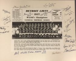 Autographed photo of World's Champions 1957 Detroit Lions.