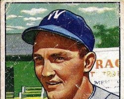 Irv Noren trading card, 1951. Irv Noren trading card, 1951.
