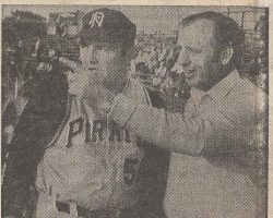Jamestown-born Irv Noren, Niagara Falls manager, gets a few tips from Senator Charles Goodell. Jamestown-born Irv Noren, Niagara Falls manager, gets a few tips from Senator Charles Goodell.