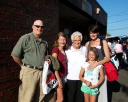 Janice Nagle, daughter-in-law of inductee Joe Nagle, and family.