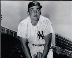 Irv Noren tradingl card (front). Irv Noren tradingl card (front).