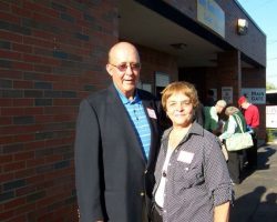 Rick Brown, son of inductee Lou Brown, and Rita.
