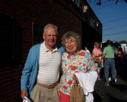 Shirley Thorp, daughter of inductee Oscar Carlson, and Wally.