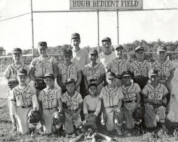 Craig Paterniti is in bottom row - far right. Circa 1960.