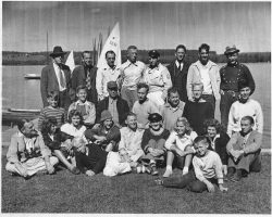 Snipe Crews – Lakewood Yacht Club – Circa 1944